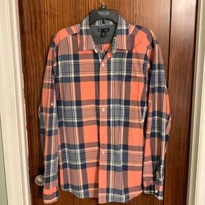 Men’s Gap Button Down Size L